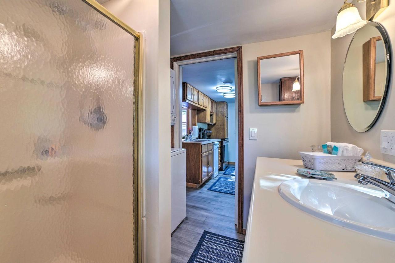 East Tawas Lakefront Getaway With Kayaks And Deck Eksteriør billede